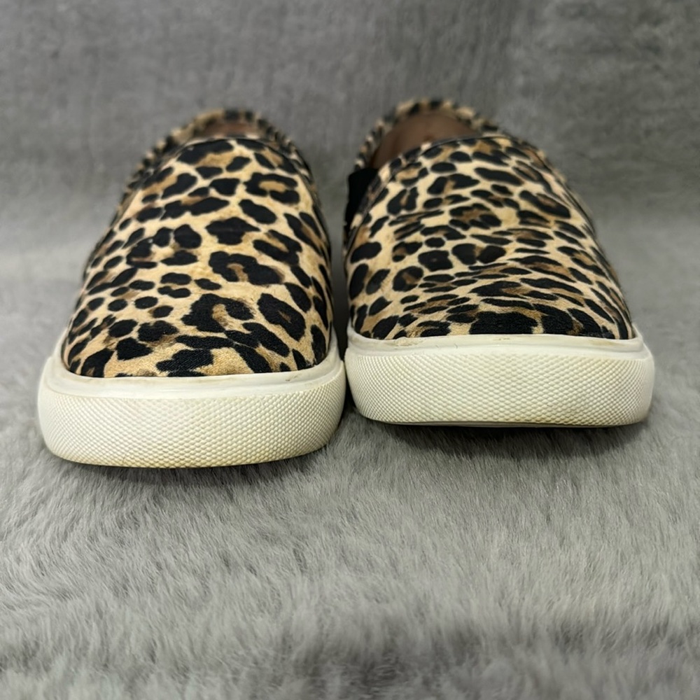 Steve Madden leopard print slip on sneakers in size 6.5.